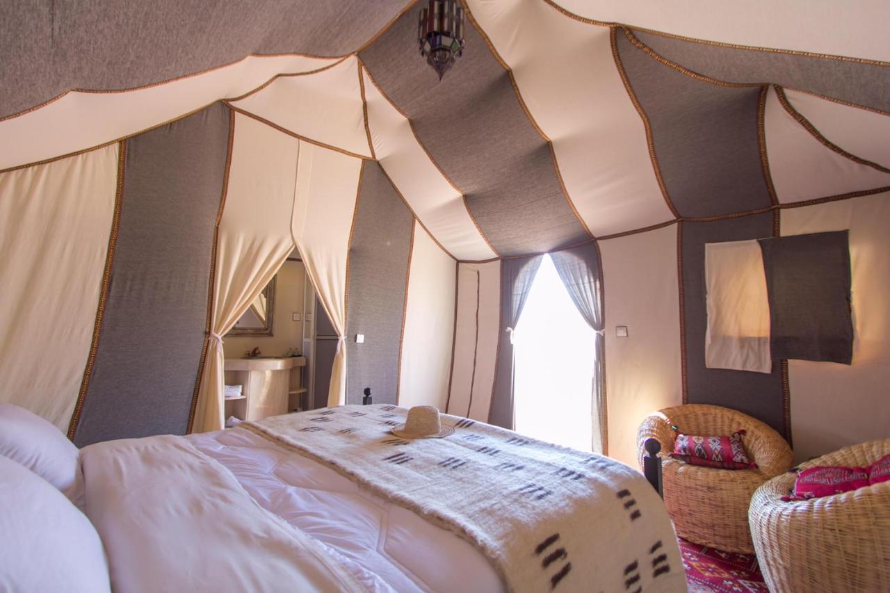 Asama Luxury Camp Hotel Merzouga Bagian luar foto